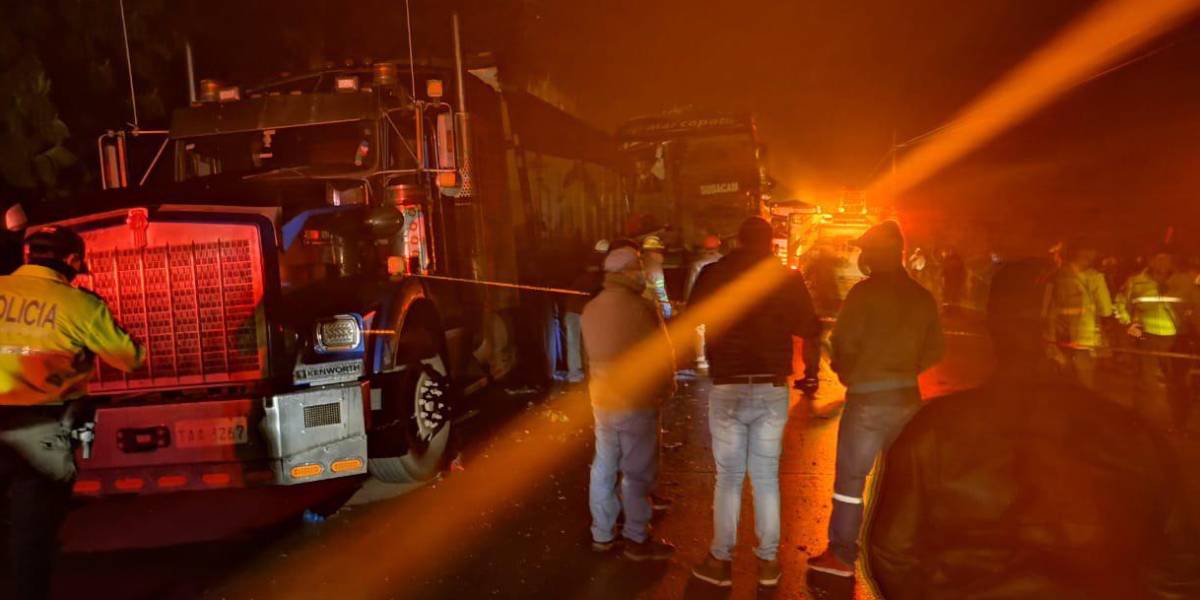 Tres muertos y seis heridos tras accidente en Biblián, Cañar