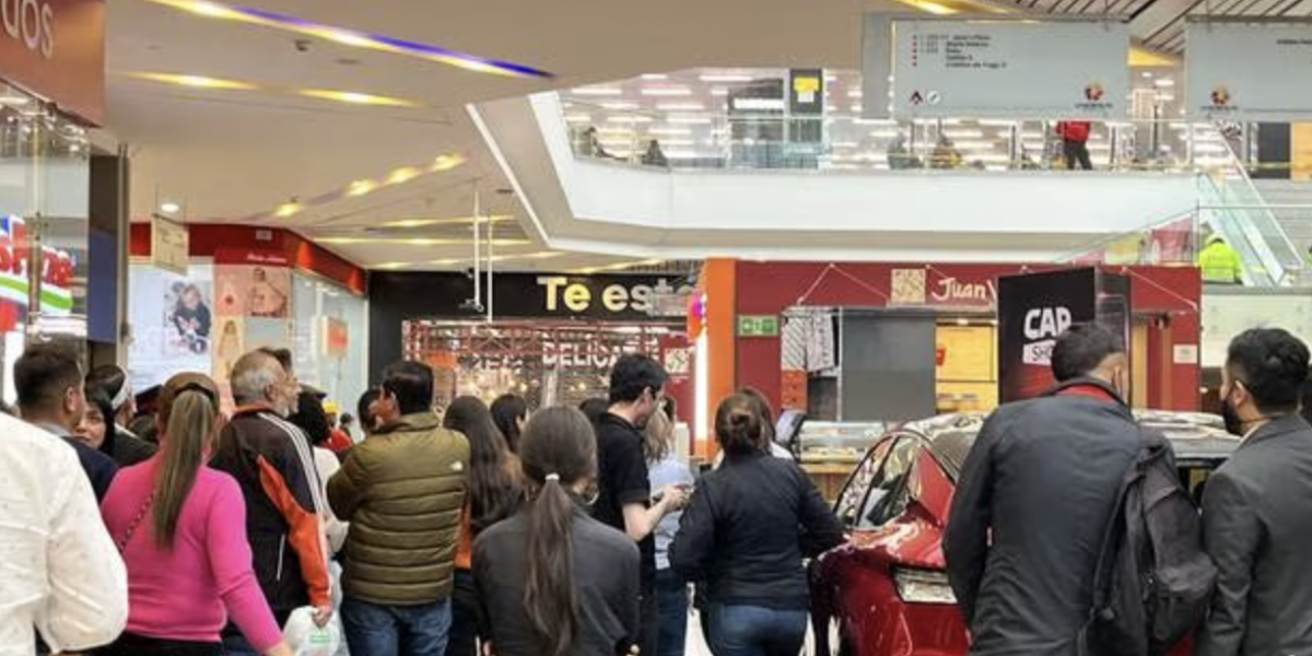 Un hombre mató a su novia dentro de un centro comercial de Bogotá