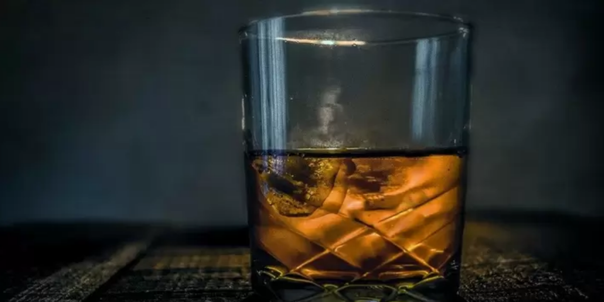 Suben a 31 los fallecidos por intoxicación con alcohol metílico en Ecuador