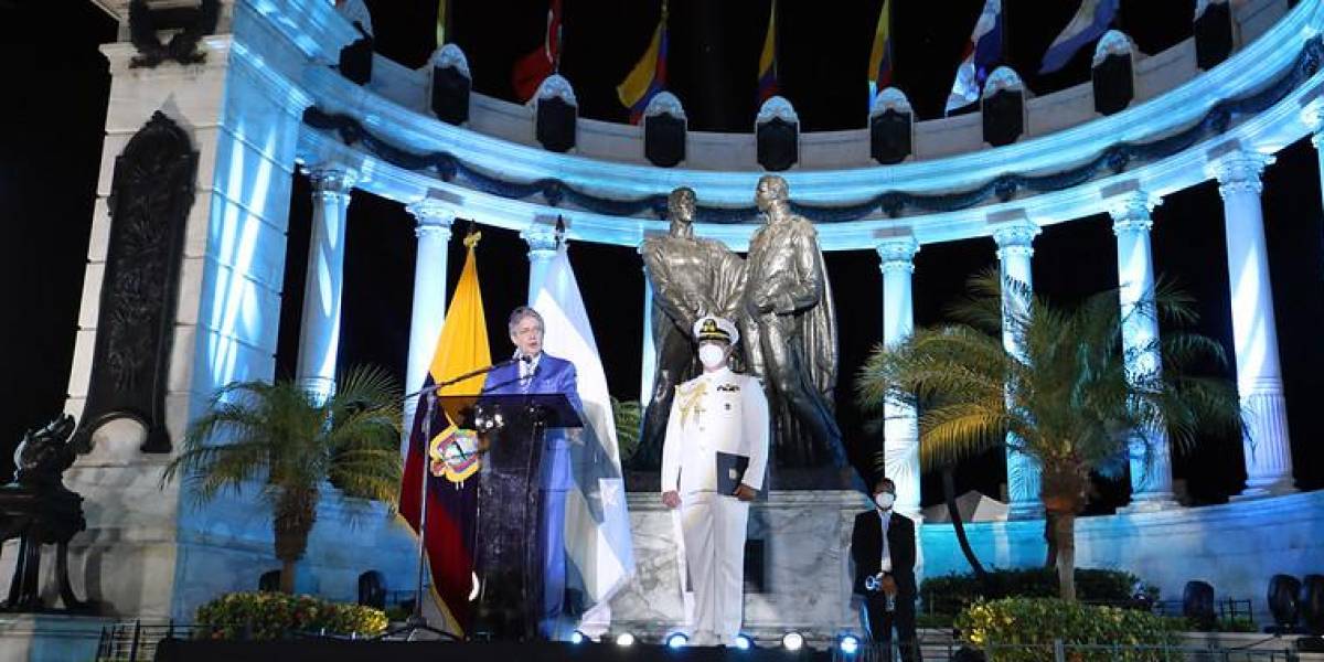 Independencia de Guayaquil: Lasso insistió con su ley, Viteri presentó otra sobre seguridad