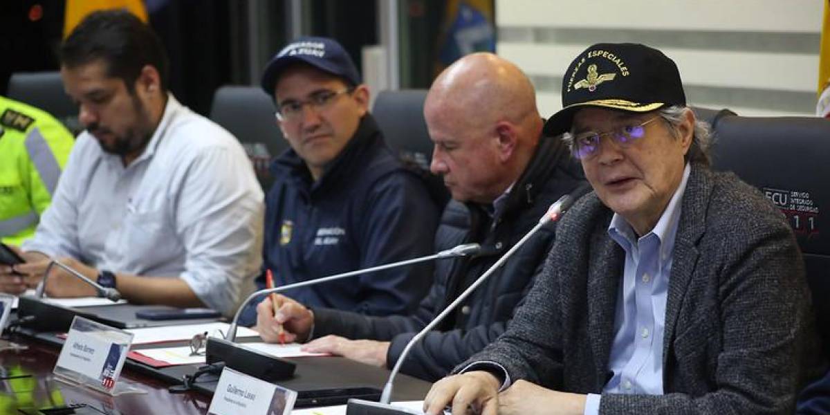 Lasso anuncia un bono para damnificados por el terremoto y estado de excepción en Ecuador