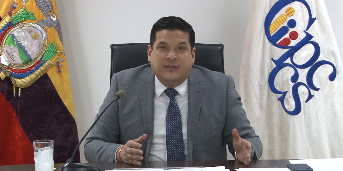 Alembert Vera: No nos queremos comer a la Corte Constitucional, eso es falso