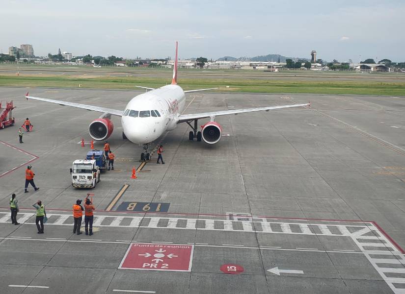 Una operación de Avianca en el aeropuerto de Guayaquil José Joaquín de Olmedo.