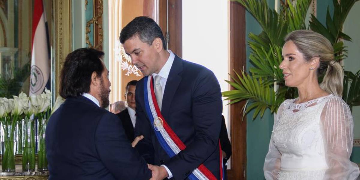 ¿Quién es Santiago Peña?, el economista que asumió la presidencia de Paraguay