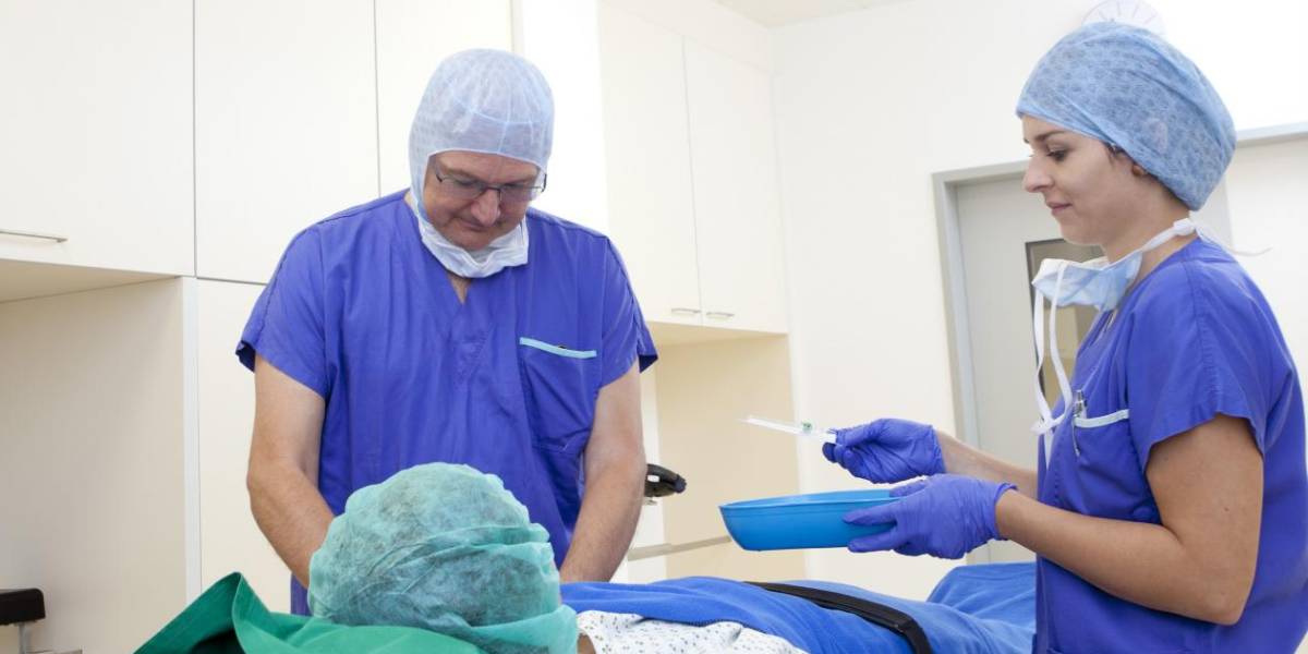 El Colegio de Médicos de Guayas pide que se declare en emergencia al sistema de salud