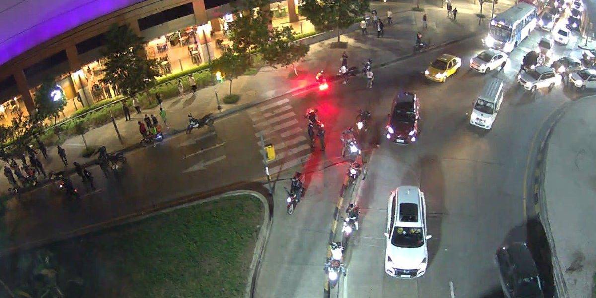 Un hombre fue asesinado afuera de un centro comercial del norte de Guayaquil