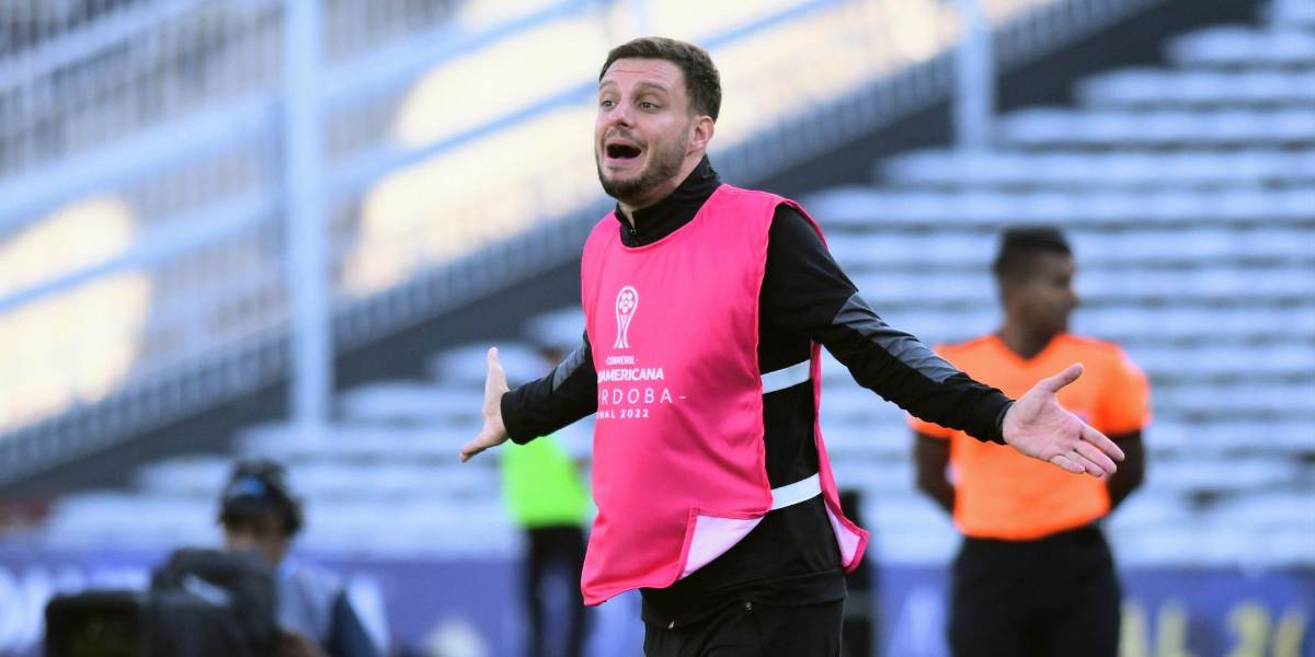 Independiente del Valle ofrecerá renovación de contrato a Martín Anselmi