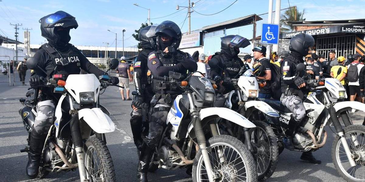 Un policía fue herido por el arma de un compañero en Guayas