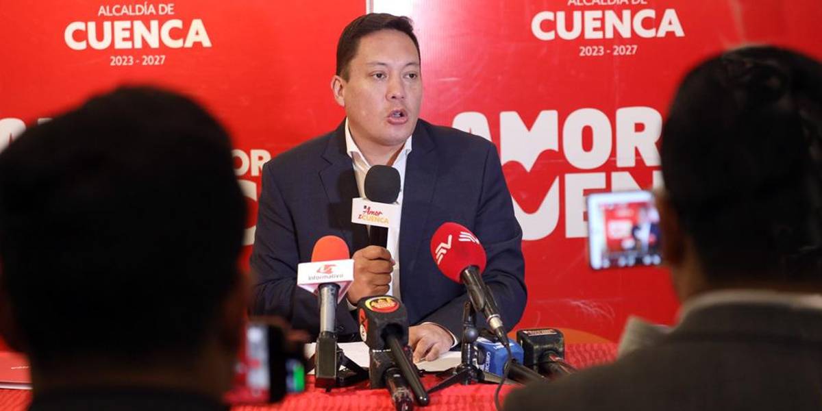 Alcalde de Cuenca califica de impreciso informe de Contraloría sobre contrataciones