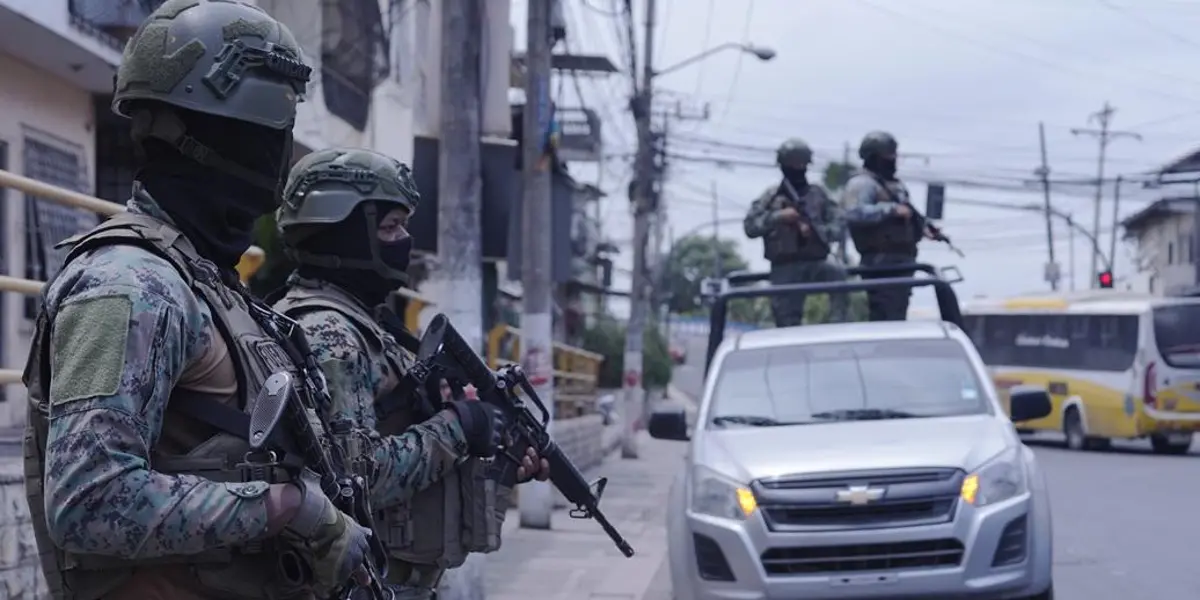 Un joven de 19 años murió durante operativo militar en Santa Elena, según informe policial