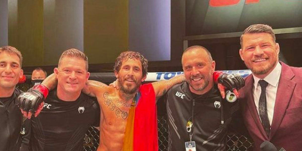 Así quedó el rostro del rival de 'Chito' tras la pelea