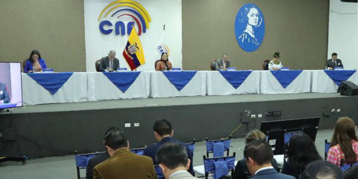 El Consejo Nacional Electoral aprueba resultados de la Consulta Popular y Referéndum