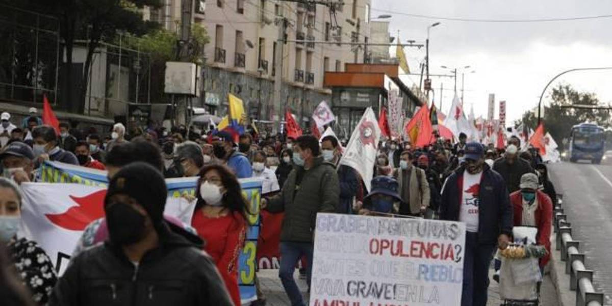 Grupos sociales de Ecuador preparan protesta contra políticas de Lasso