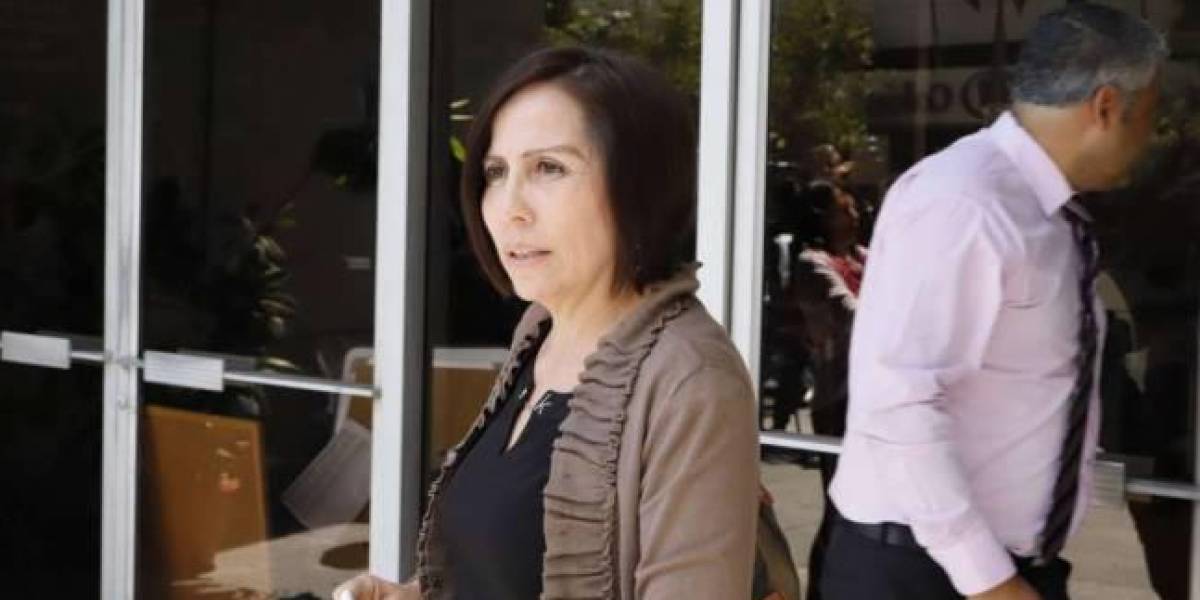 Gobierno no concede salvoconducto a exministra María Duarte para que viaje a Argentina