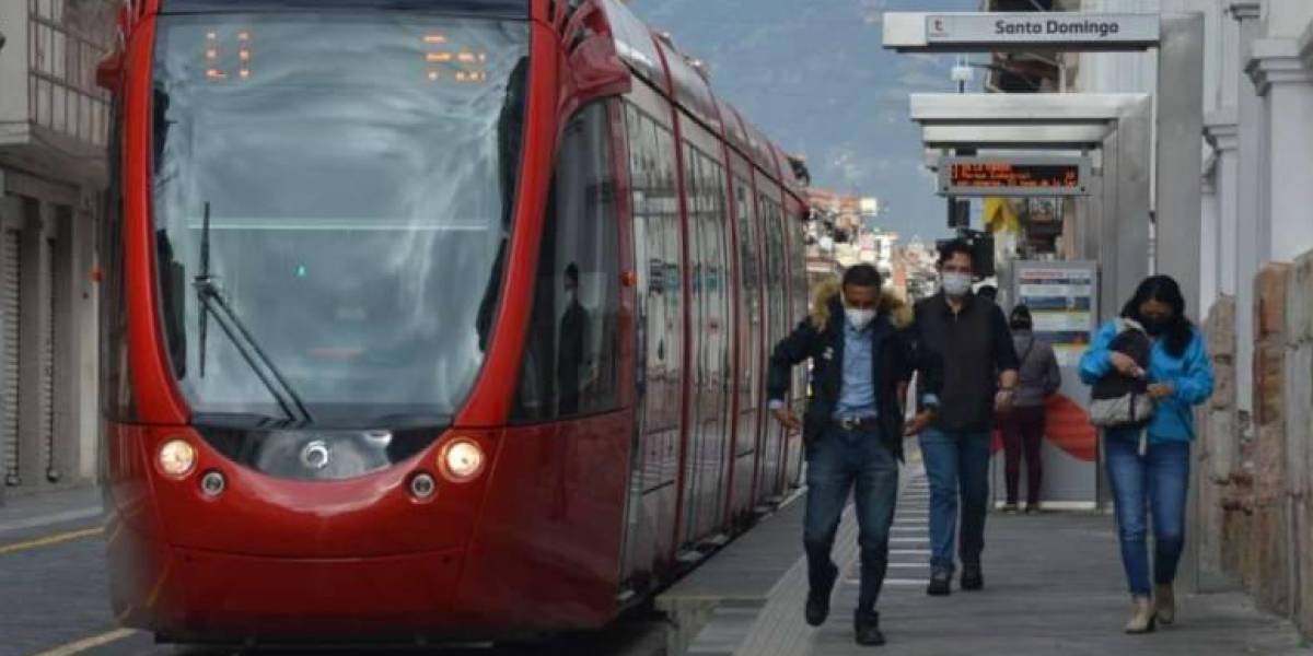 Cuenca amanece sin transporte público en el día 16 de protestas contra el Gobierno Nacional