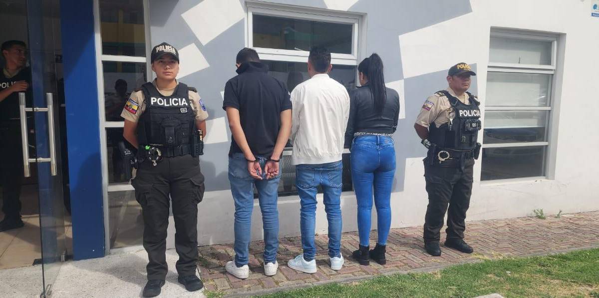 Tres personas fueron detenidas por robo en el sector Parque del Reservorio, en Cumbayá