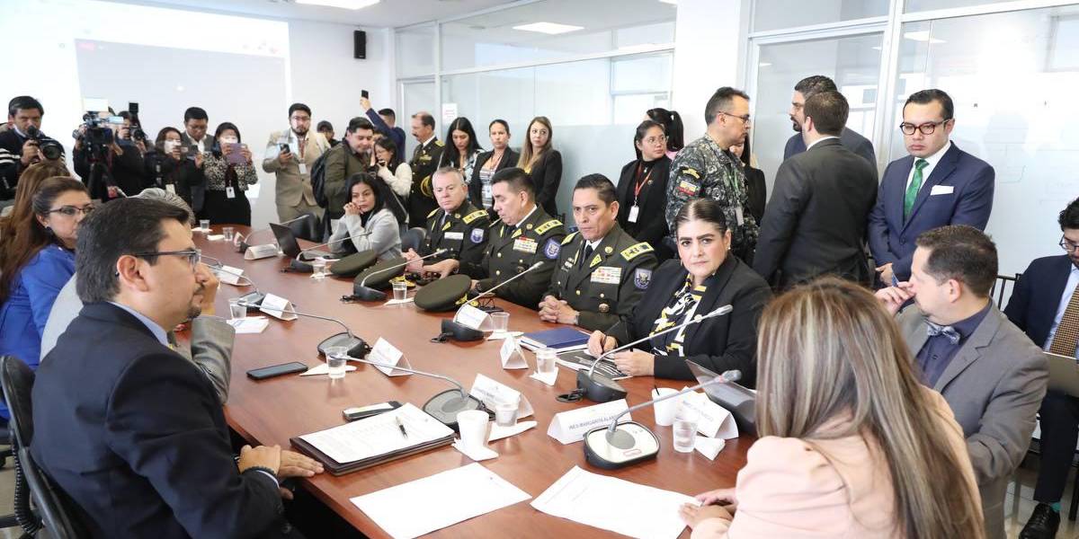 Mónica Palencia presenta su informe de rendición de cuentas en la comisión de Seguridad de la Asamblea