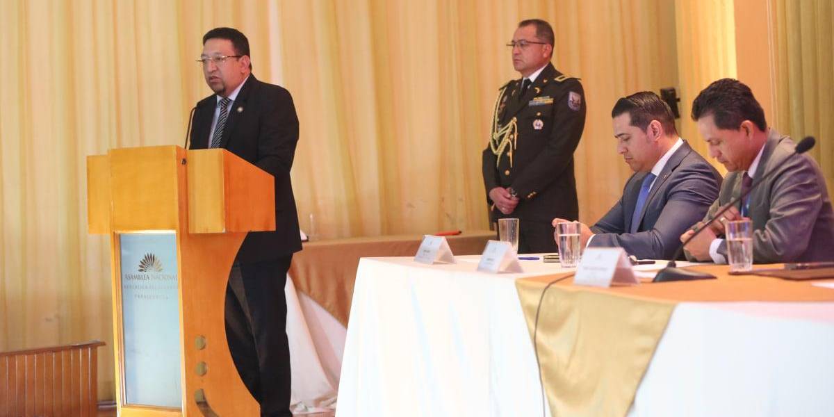 Asamblea se compromete que hasta noviembre estará la reforma a la Ley de Educación Superior