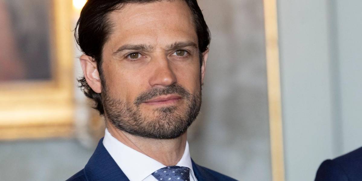 El príncipe Carlos Felipe de Suecia llegó sin Sofía a los Premios Nobel, luego de que documentos la relacionan con Epstein
