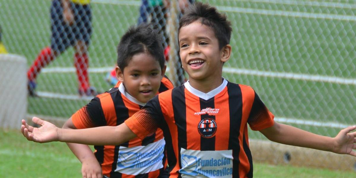 Kendry Páez: Los abuelos de la joya ecuatoriana rememoran algunos momentos de su infancia