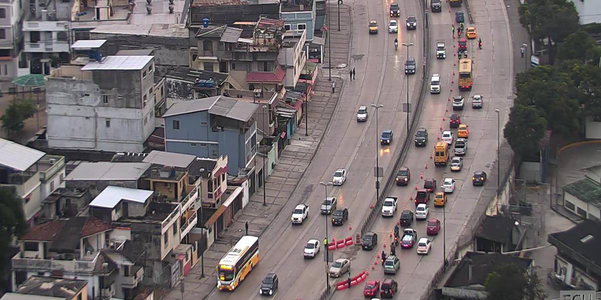 Guayaquil: arranca contraflujo vehicular en av. Pedro Ménendez