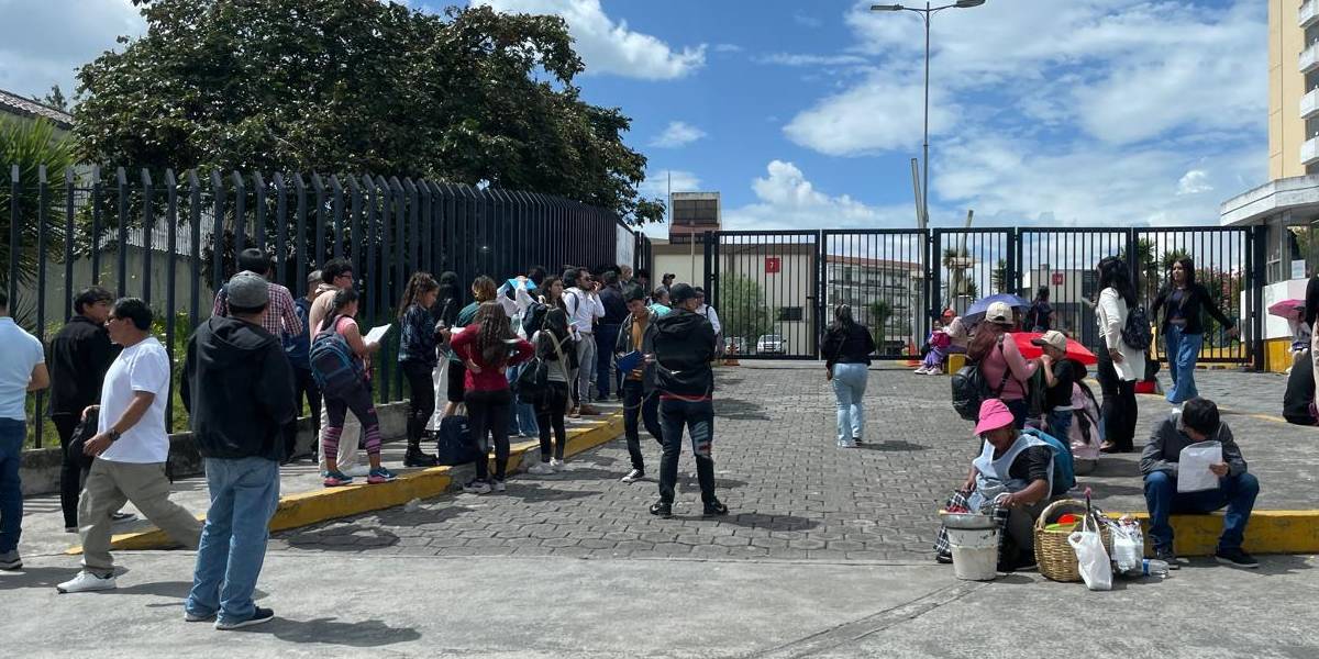 7 654 bachilleres rindieron pruebas para ingresar a la Politécnica Nacional