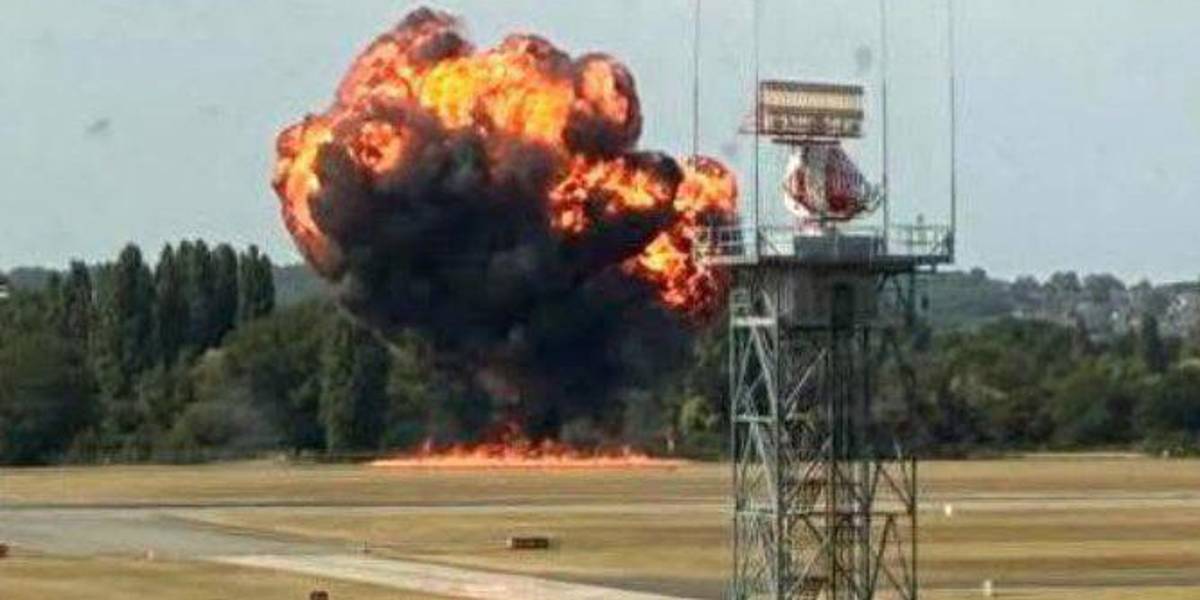Video | Accidente aéreo en aeropuerto de Londres moviliza a servicios de emergencia
