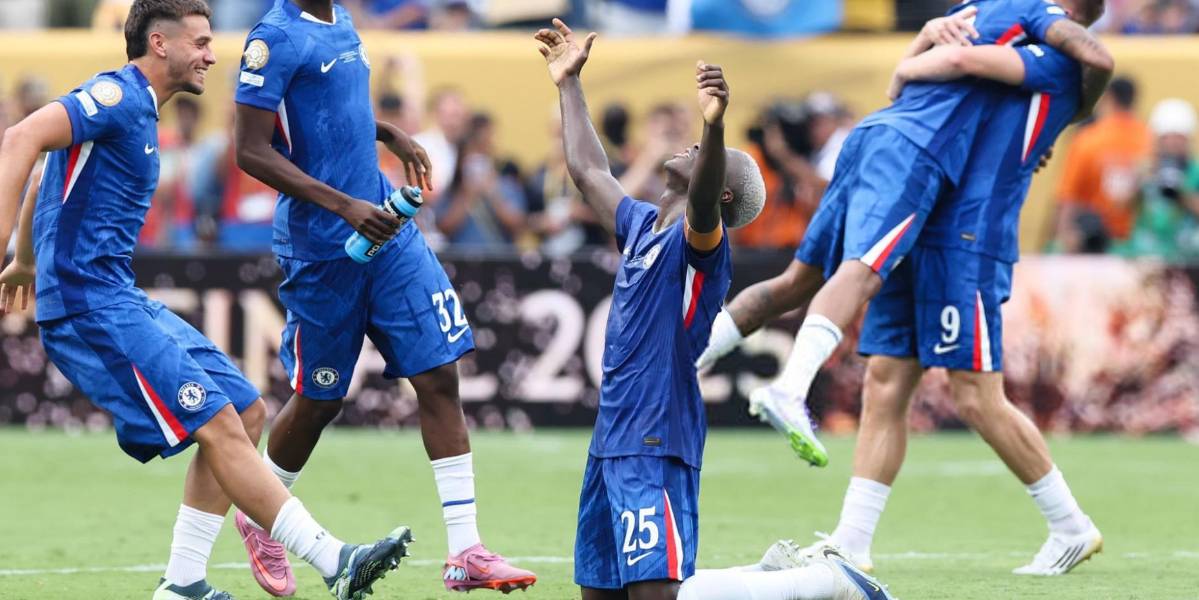 Moisés Caicedo ganó su segundo título con el Chelsea