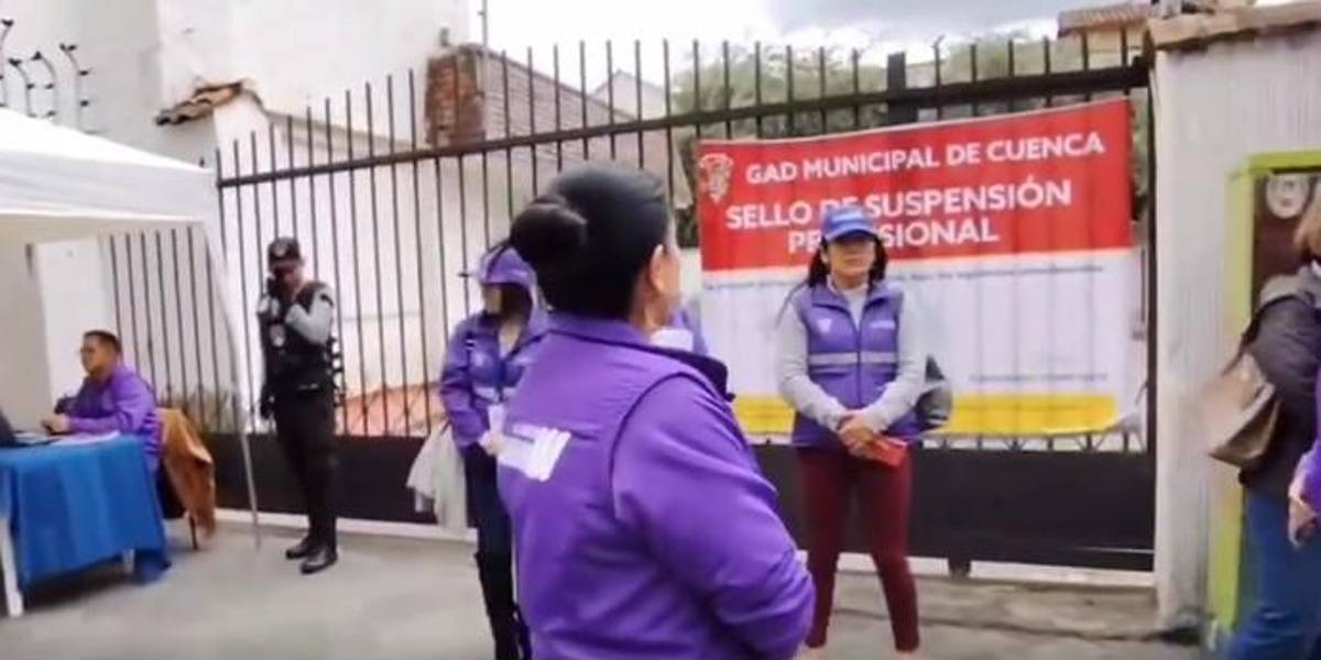 El Municipio de Cuenca clausuró temporalmente la sede del Arcsa en la ciudad