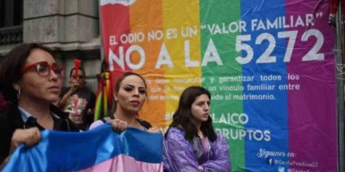 Congreso de Guatemala aprueba ley que prohíbe el matrimonio homosexual y eleva penas por aborto