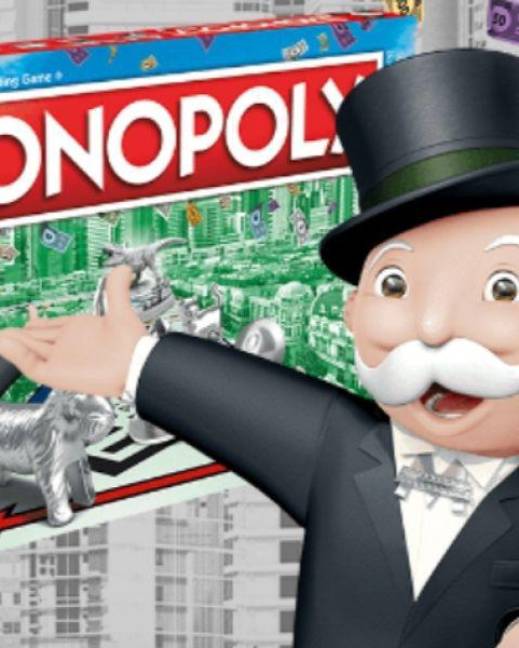 Margot Robbie y el juego de mesa Monopoly