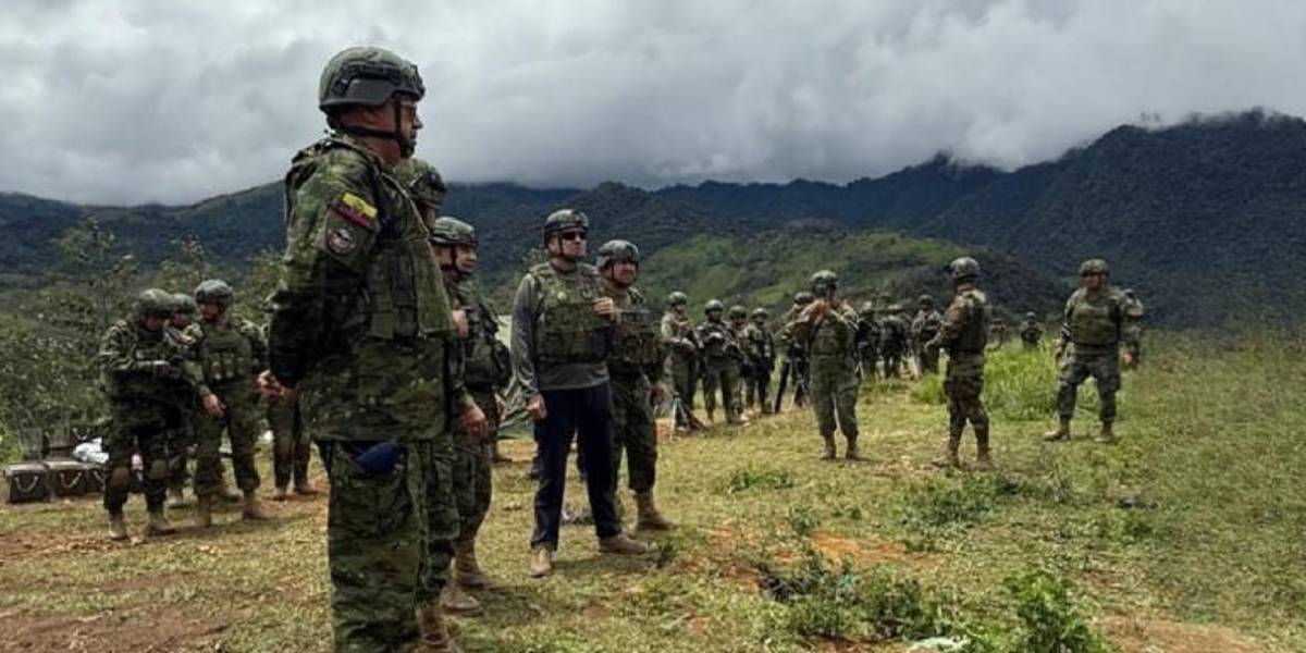Noboa difunde video sobre ofensiva contra la minería ilegal en Buenos Aires, Imbabura