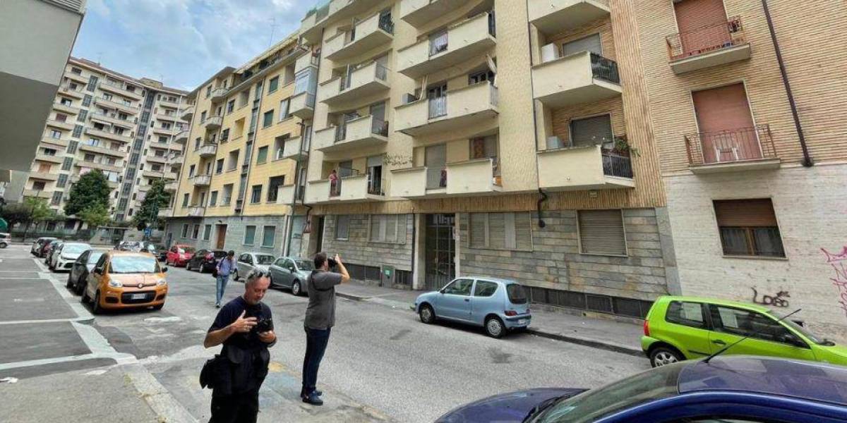 Un hombre salvó la vida de una niña tras amortiguar su caída del quinto piso de un edificio en Italia