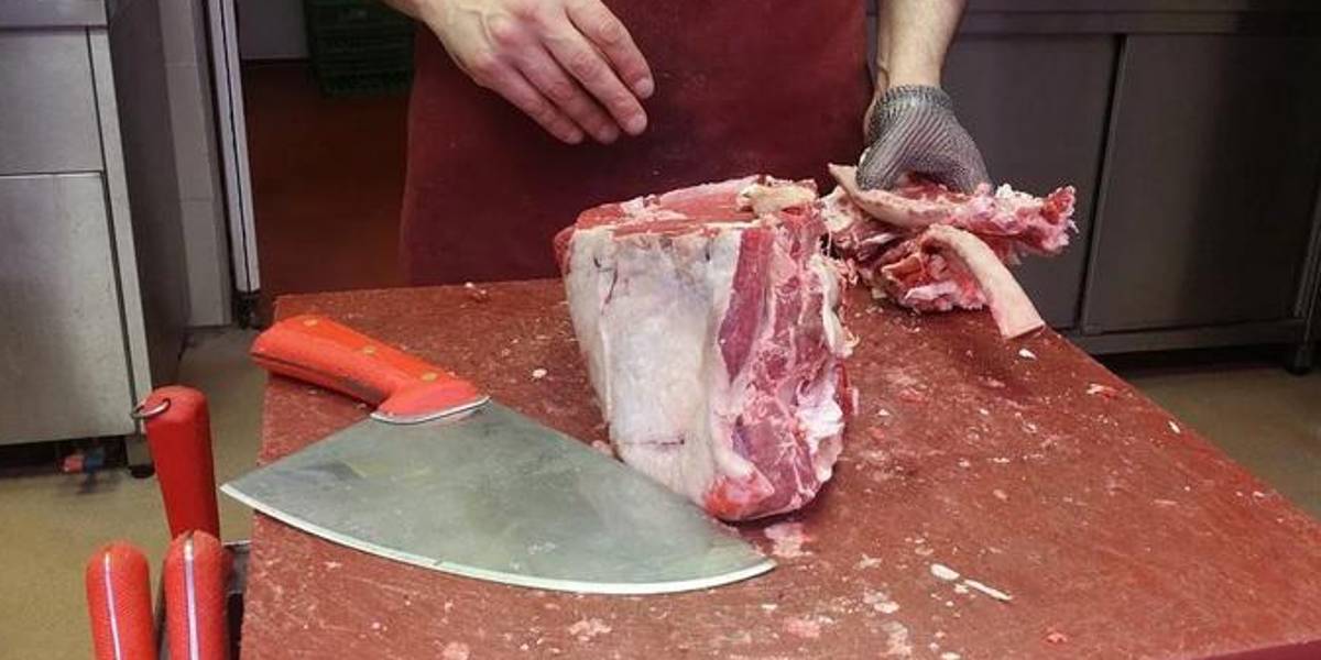 Gran Bretaña ofrece visas a carniceros por falta de personal