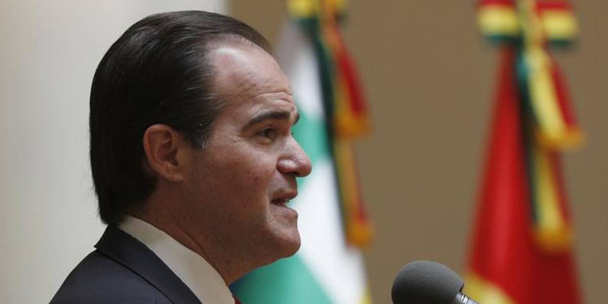 Directorio del BID pide la destitución del presidente del organismo