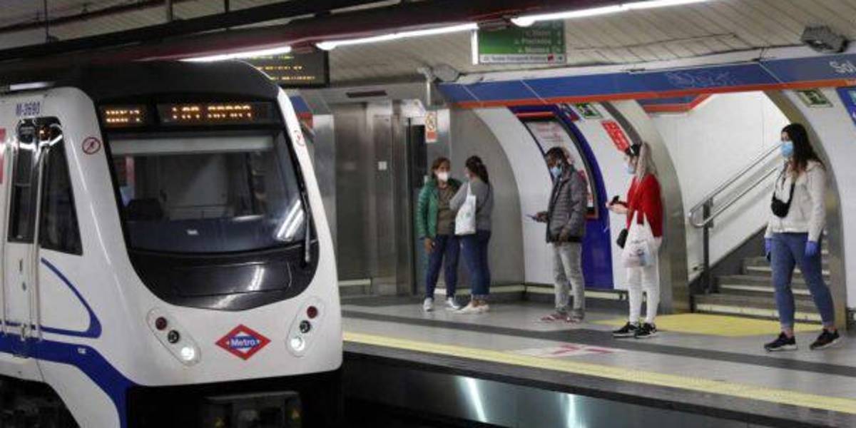 Ecuatoriano queda atrapado en el metro de Madrid tras intentar robar