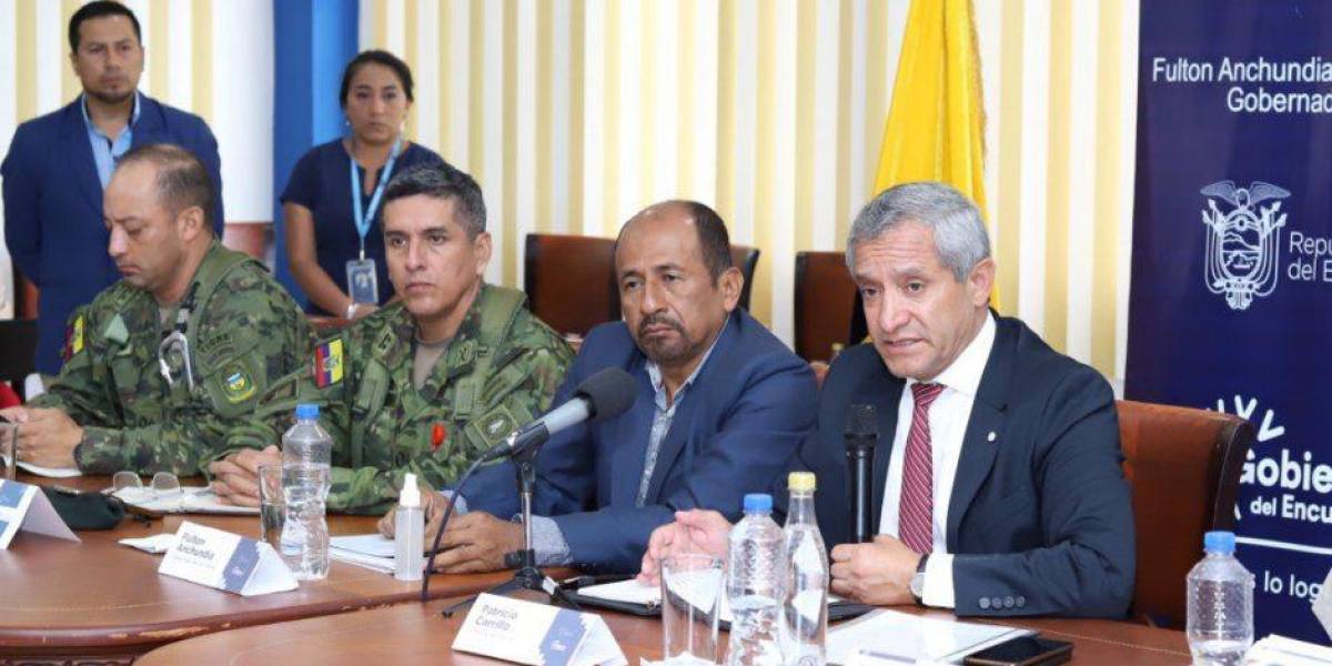 Ministro del Interior propone crear secretaría de inteligencia local en Santa Elena