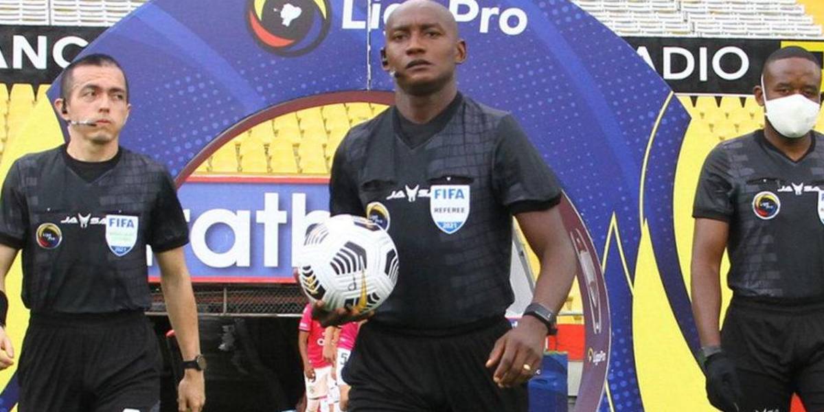 Augusto Aragón considera que la deuda de la FEF es impagable, pero Liga Pro ha tratado de cancelar sus valores