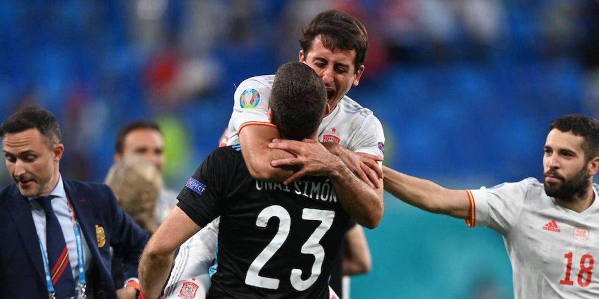 España supera a Suiza por penales y avanza en Eurocopa