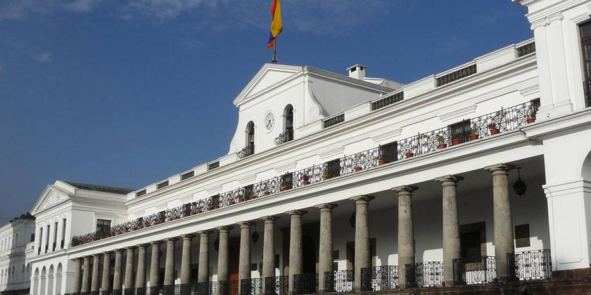 Proforma presupuestaria de 2022: Ecuador continuará gastando más de lo que recibe