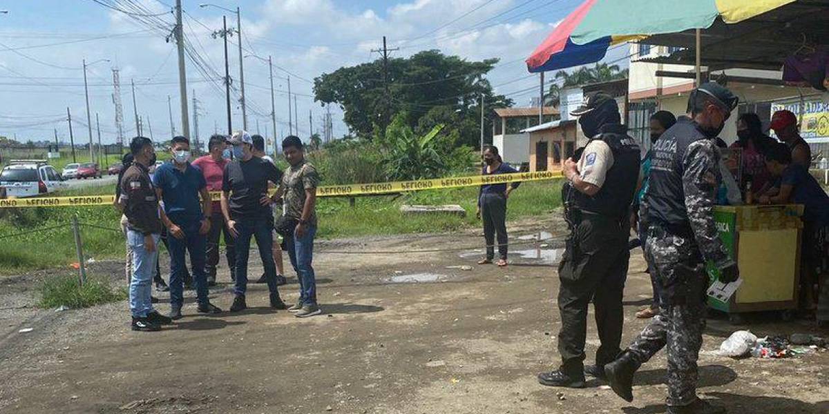 Artefacto explosivo estalla frente a la cárcel regional de Guayaquil