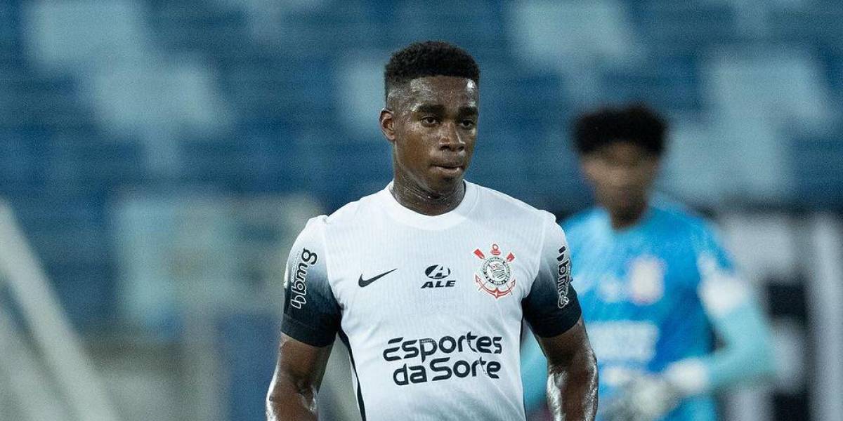El Corinthians de Félix Torres salió de los puestos de descenso en el Brasileirao
