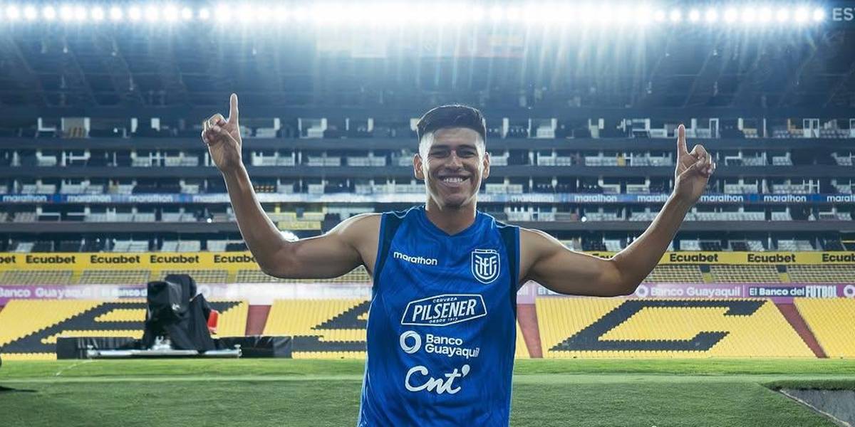 Xavier Arreaga llegó a Ecuador y firmará por dos años con Barcelona SC