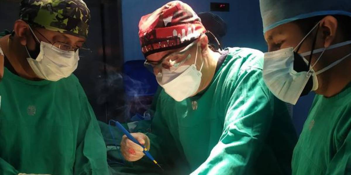 En Quito dos niños recibieron trasplante de riñón tras años de espera