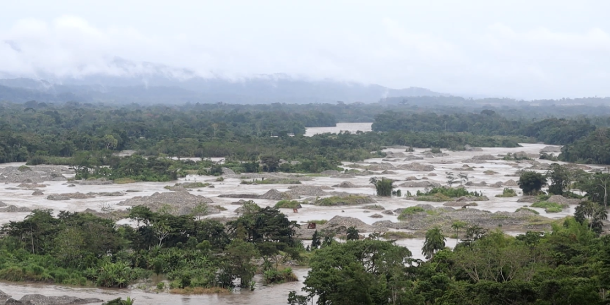 Preocupación en Napo por químicos mezclados con el agua de los ríos