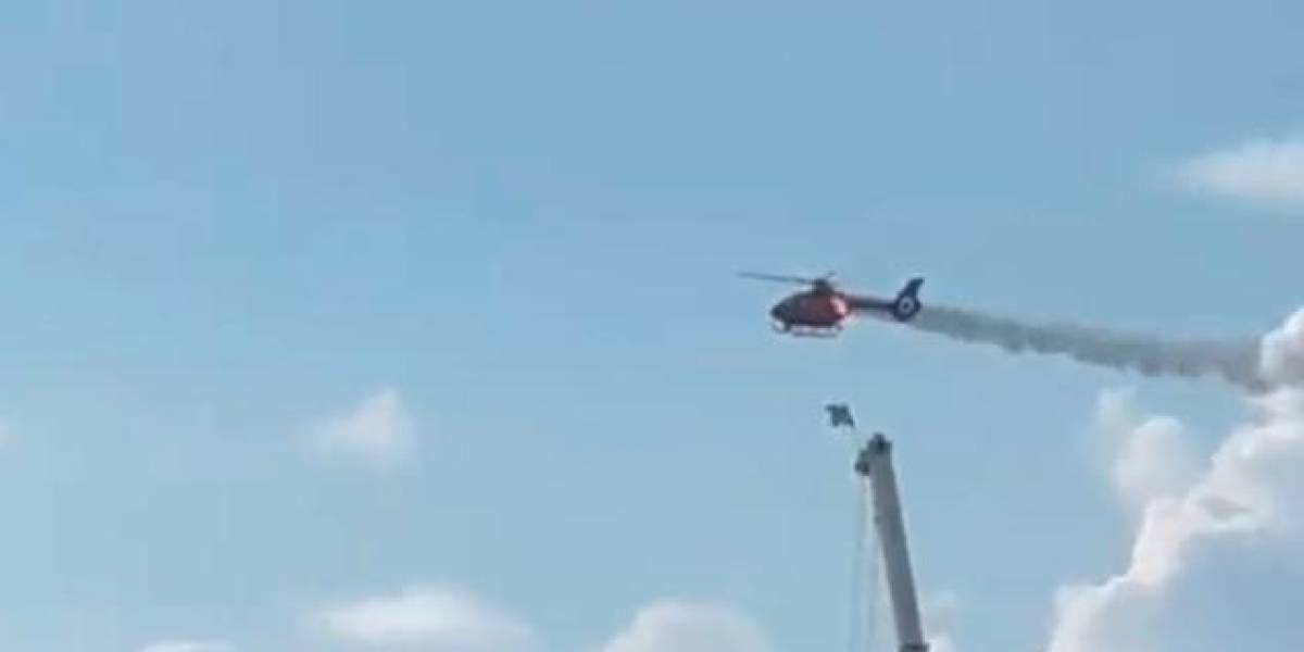 (VIDEO) | Dos muertos por la caída de un helicóptero sobre un edificio residencial en Florida, Estados Unidos