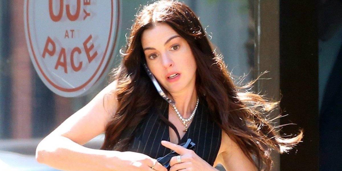 Anne Hathaway confronta a paparazzi en el set de El diablo viste a la moda 2