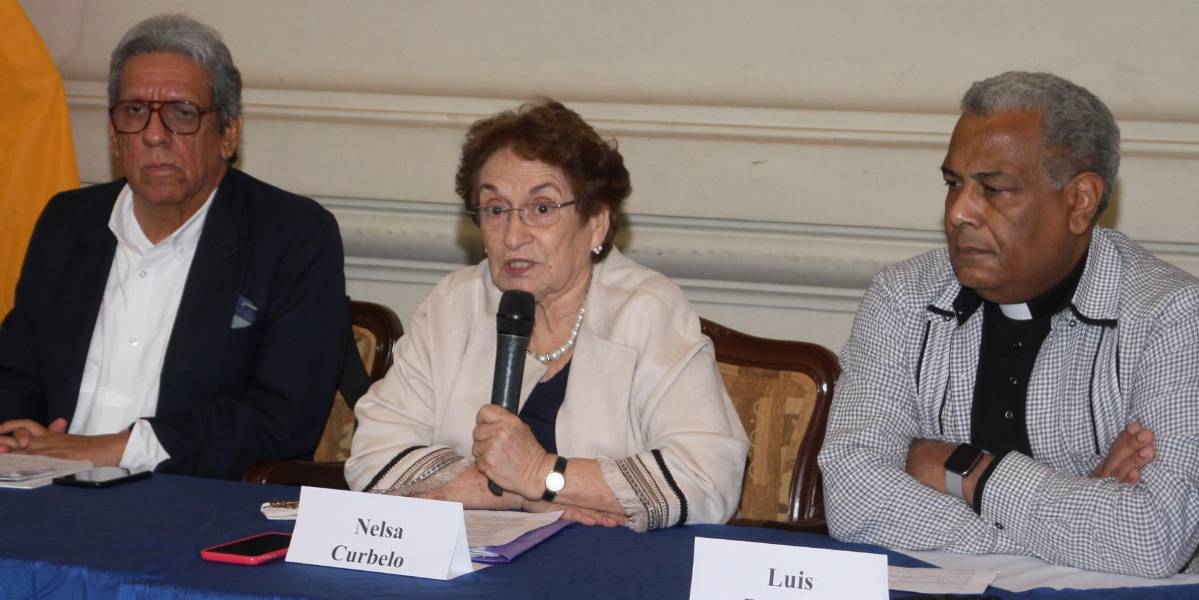 Nelsa Curbelo renuncia a la Comisión para la Pacificación de las cárceles