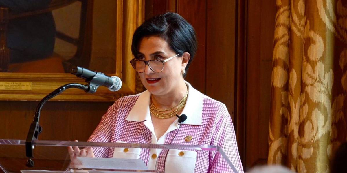 La canciller Gabriela Sommerfeld afirma que el 75 % de los ecuatorianos quiere que base de EE. UU. regrese al país