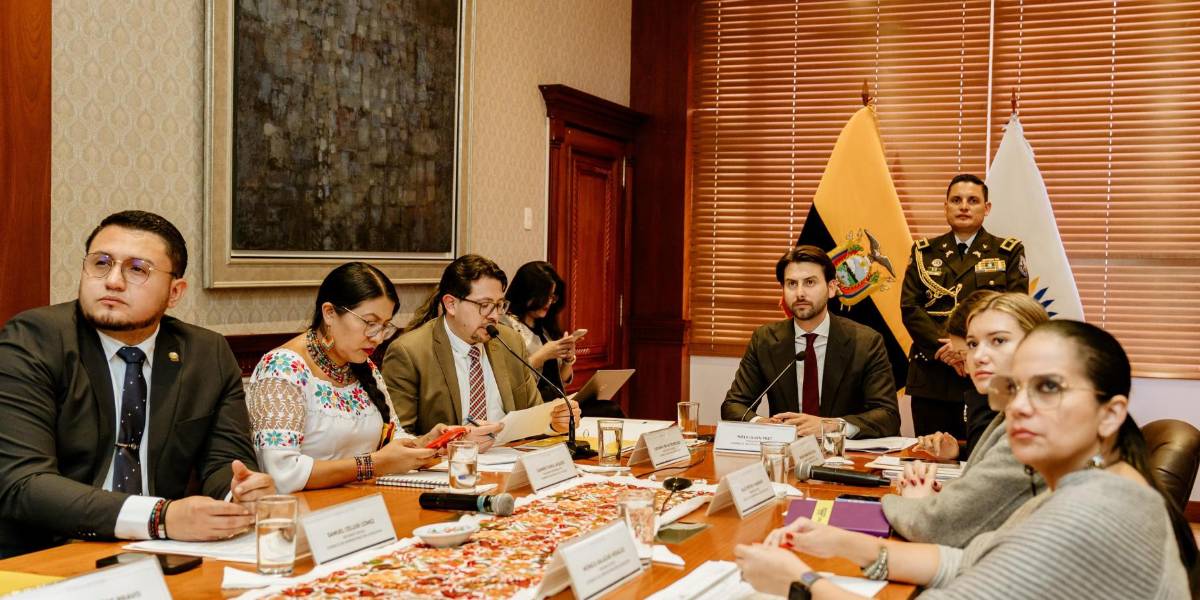 Asamblea: el pedido para suspender el juicio político a Solanda Goyes no fue calificado en el CAL